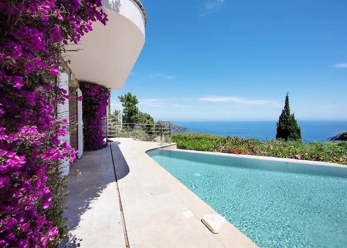 Chedi Villa Le Trayas