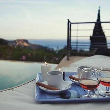 Chedi Willa Le Trayas